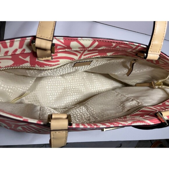 Kate Spade tote coral leaf pattern - Picture 10 of 10
